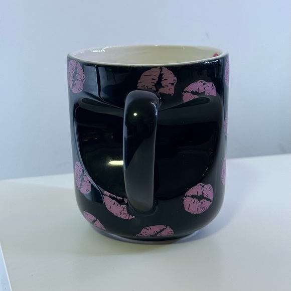 Betsey Johnson Lips XO Coffee Mug 💋 - Picture 6 of 9